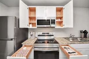 9027 Madera Rd, Houston, TX 77078 - Photo 24
