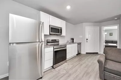 9027 Madera Road #A, Houston, TX 77078 - Photo 22