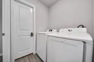 9027 Madera Rd, Houston, TX 77078 - Photo 32