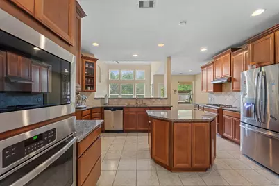 5515 Mangrove Creek Lane, Sugar Land, TX 77479 - Photo 10