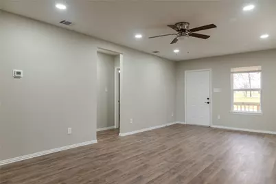 729 N Planters Street, Emory, TX 75440 - Photo 4