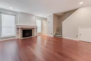 3901 Woodchase Dr, Houston, TX 77042 - Photo 4