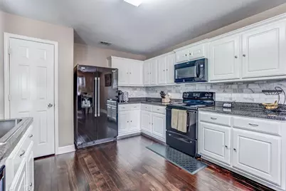 28906 Llano River Loop, Spring, TX 77386 - Photo 12