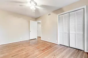 9650 Val Verde St, Houston, TX 77063 - Photo 32