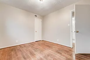 9650 Val Verde St, Houston, TX 77063 - Photo 22