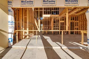 36 W Shady Ln, Houston, TX 77063 - Photo 16