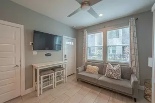 2721 Clinton Dr, Houston, TX 77020 - Photo 6