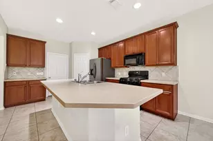 11 Nestlewood Pl, The Woodlands, TX 77382 - Photo 10
