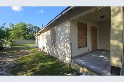 3109 Evella Street, Houston, TX 77026 - Photo 2