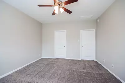 10002 Chase Court, Baytown, TX 77521 - Photo 8