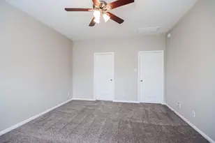 10002 Chase Ct, Baytown, TX 77521 - Photo 8