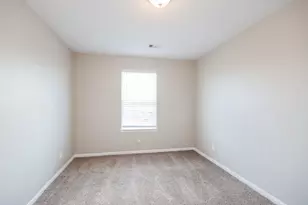 10002 Chase Ct, Baytown, TX 77521 - Photo 10