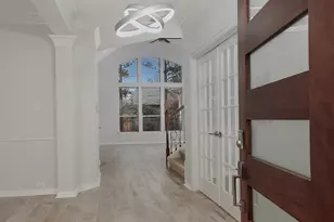 83 French Oaks, The Woodlands, TX 77382 - Photo 4