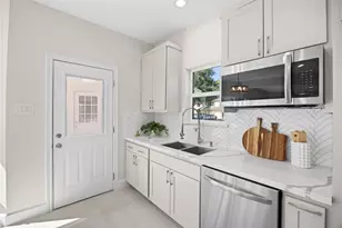 1802 Fieldbriar Dr, Katy, TX 77450 - Photo 18