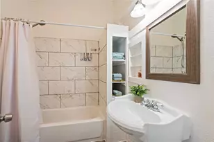 2912 Ave N 1/2, Galveston, TX 77550 - Photo 18