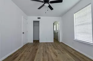 716 Gubert Ln, Alvin, TX 77511 - Photo 12