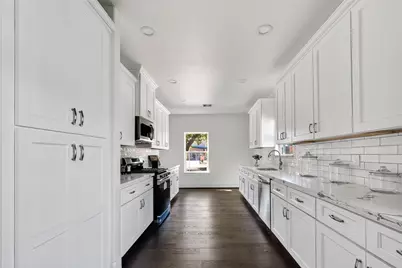 1435 Overhill Street, Houston, TX 77018 - Photo 8