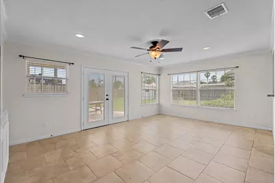 1506 Harbor View Circle, Galveston, TX 77550 - Photo 24
