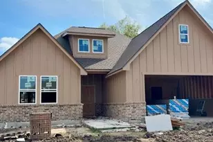 5680 Essie Ln, Beaumont, TX 77713 - Photo 1