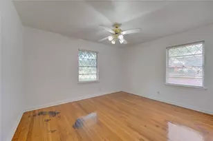 6919 Schiller St, Houston, TX 77055 - Photo 22
