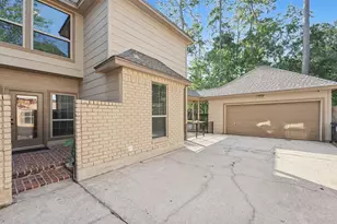 5911 Bayonne Dr, Spring, TX 77389 - Photo 4