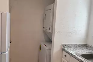 12615 Brookglade Cir, Houston, TX 77099 - Photo 8