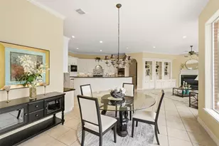 5002 Regency Dr, Sugar Land, TX 77479 - Photo 18
