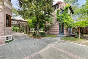 10 Waverly Ct, Houston, TX 77005 - Photo 36