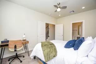 139 Eastwood St, Houston, TX 77011 - Photo 14