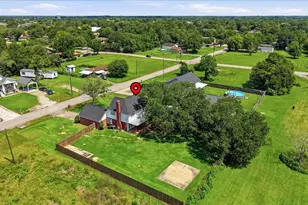 425 Blueberry St, Bridge City, TX 77611 - Photo 42