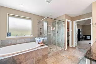1325 Dorothy St, Houston, TX 77008 - Photo 18