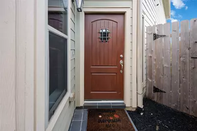 1325 Dorothy Street, Houston, TX 77008 - Photo 2