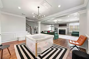 1325 Dorothy St, Houston, TX 77008 - Photo 10