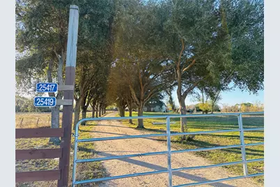 25417 Highway 6, Hempstead, TX 77445 - Photo 2
