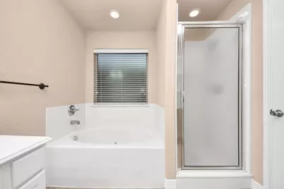 6 Prairie Oaks Drive, La Marque, TX 77510 - Photo 14