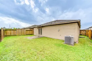 15214 Central Lakes Dr, Humble, TX 77396 - Photo 20