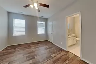 2918 Blue Dawn Dr, Katy, TX 77449 - Photo 10