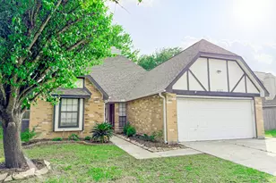 10107 Wayward Wind Ln, Houston, TX 77064 - Photo 2