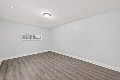 4729 Paradise Lane, Houston, TX 77048 - Photo 4