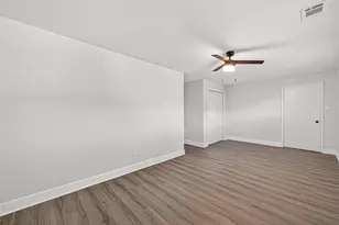 4729 Paradise Ln, Houston, TX 77048 - Photo 22