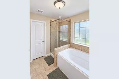 1150 Shadow Glenn Drive, Conroe, TX 77301 - Photo 4