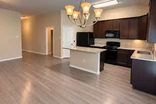 1150 Shadow Glenn Dr, Conroe, TX 77301 - Photo 2