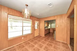 1013 Stevens Ave, Conroe, TX 77301 - Photo 6