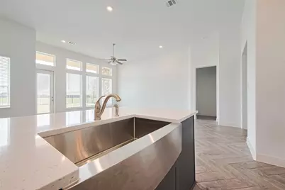 3019 Golden Isle Drive, Texas City, TX 77568 - Photo 14