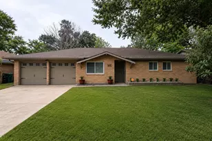 5846 Ettrick Dr, Houston, TX 77035 - Photo 1