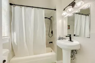 2015 36th St, Galveston, TX 77550 - Photo 14