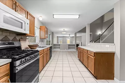 11819 S Brenton Knoll Drive, Tomball, TX 77375 - Photo 6