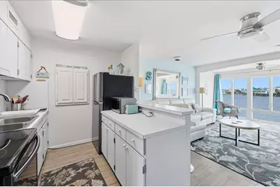 580 Pleasure Island Boulevard #224, Port Arthur, TX 77640 - Photo 16