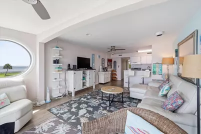 580 Pleasure Island Boulevard #224, Port Arthur, TX 77640 - Photo 12