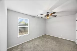7327 Parkview Dr, Hitchcock, TX 77563 - Photo 14
